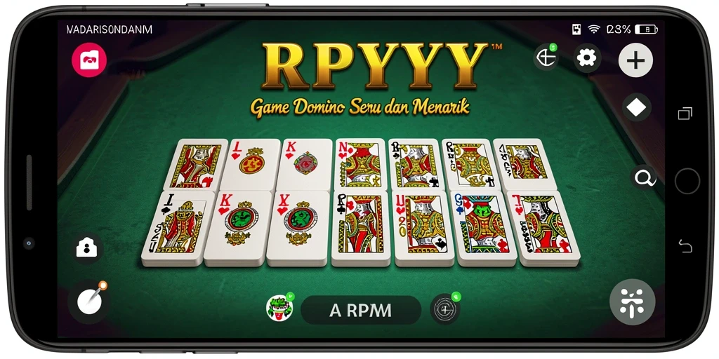 Screenshot utama RPYYY menampilkan gameplay domino yang seru dan interaktif.